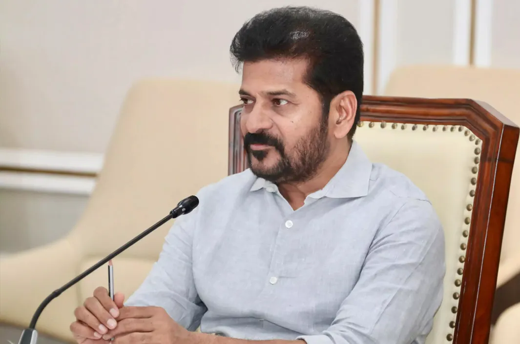 మధ్యాహ్నం 3 గంటలకు CLP సమావేశం
