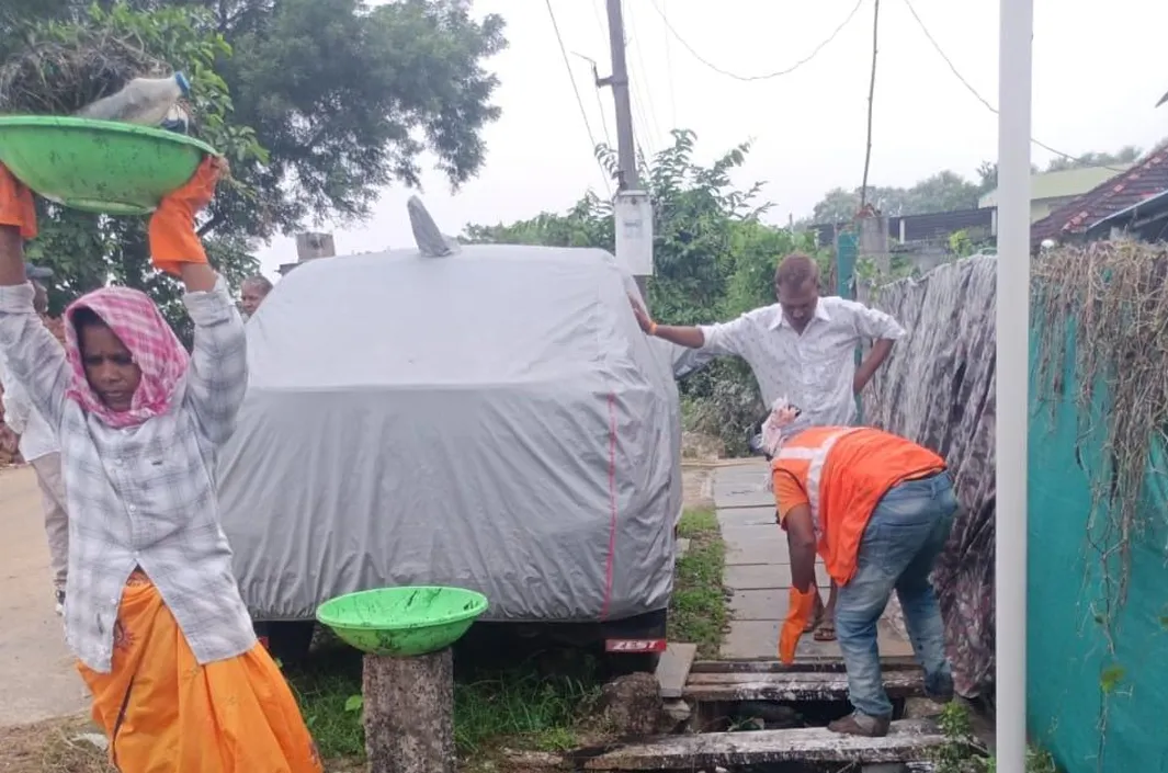విజయక్రాంతి ఎఫెక్ట్: ముప్పనపల్లిలో చెత్త తొలగింపు