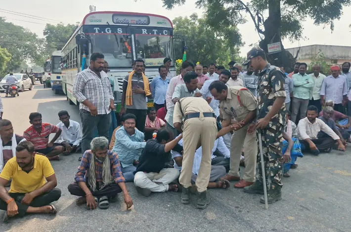 విద్యుత్ సరఫరాపై రైతుల ఆందోళన