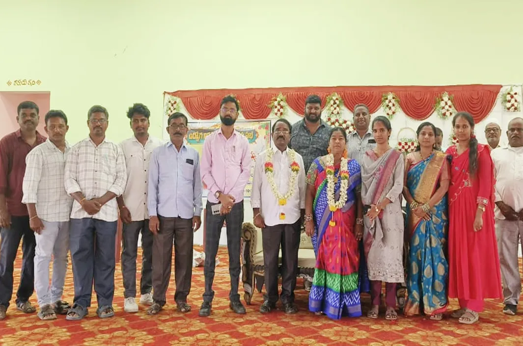 పదవీ విరమణ పొందిన రెవెన్యూ ఇన్స్పెక్టర్ ఆంధ్రయ్య