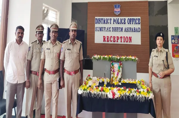 జిల్లా పోలీస్ కార్యాలయంలో ఘనంగా గాంధీ జయంతి