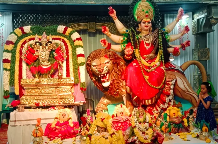 కోదాడ నయానగర్ 14వ వార్డులో కొనసాగుతున్న నవరాత్రి ఉత్సవాలు