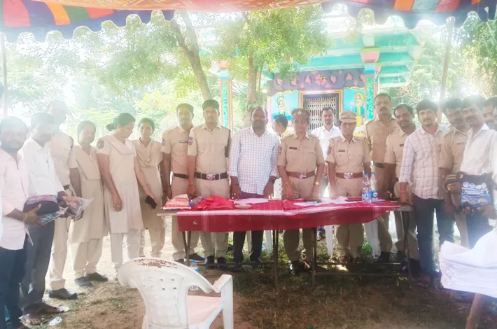 గీత కార్మికుల భద్రతకు ‘కాటమయ్య రక్ష’ కిట్లు!
