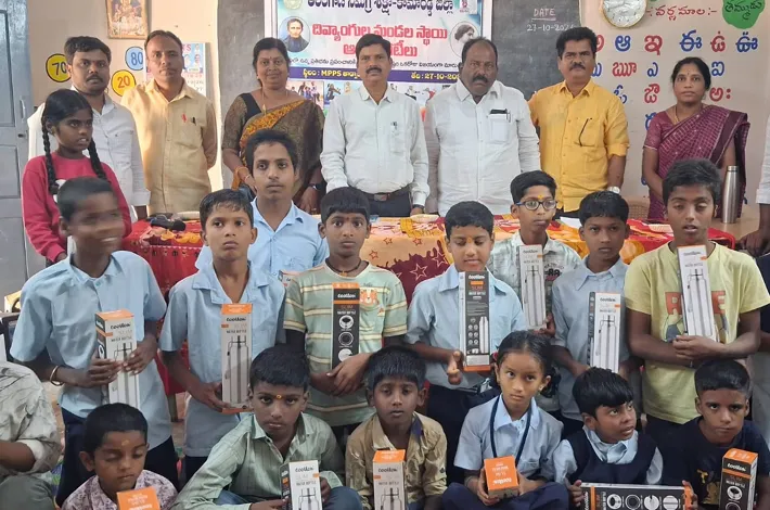 విద్యార్థుల్లో ఆత్మవిశ్వాసం పెరుగుతుంది...