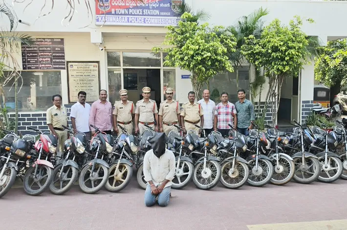 ద్విచక్ర వాహనాల దొంగల ముఠా అరెస్టు