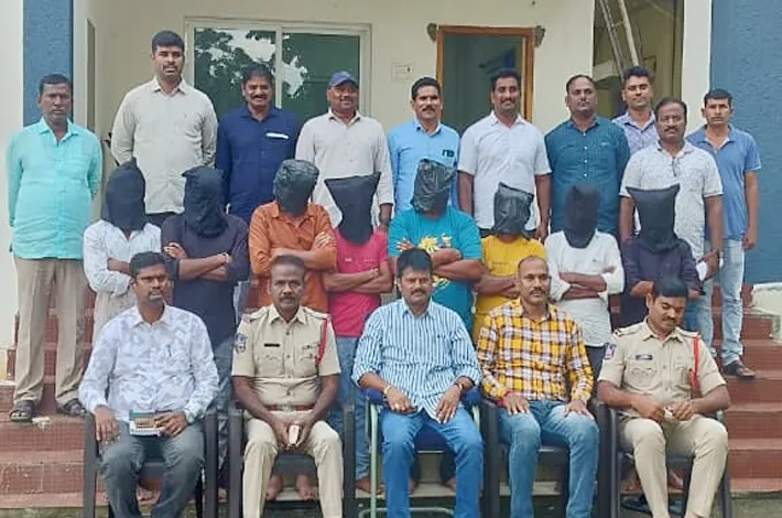 బీఎస్‌ఎన్‌ఎల్ రాగి తీగల చోరీ ముఠా అరెస్టు