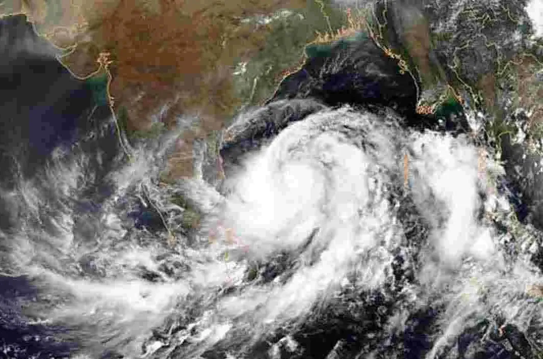 ఈ జిల్లాలకు Rain Alert! బంగాళాఖాతంలో వాయుగుండం