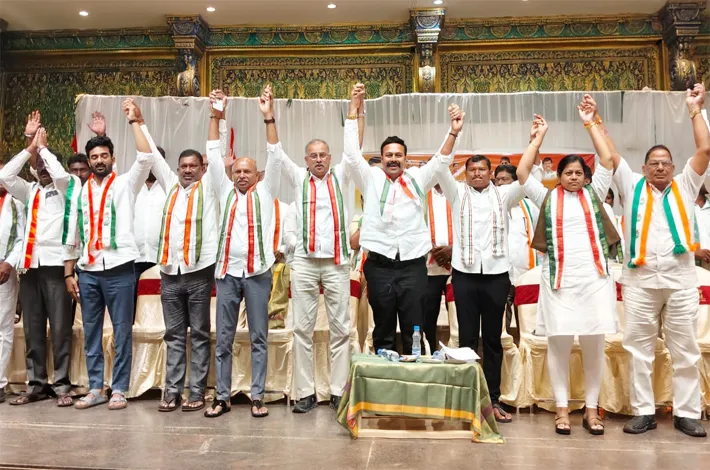 ఎమ్మెల్సీ ఎన్నికల్లో కాంగ్రెస్ అభ్యర్ధి గెలిపించాలి