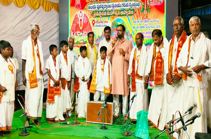 హాట్టహాసంగా జిల్లాస్థాయి భజన పోటీలు