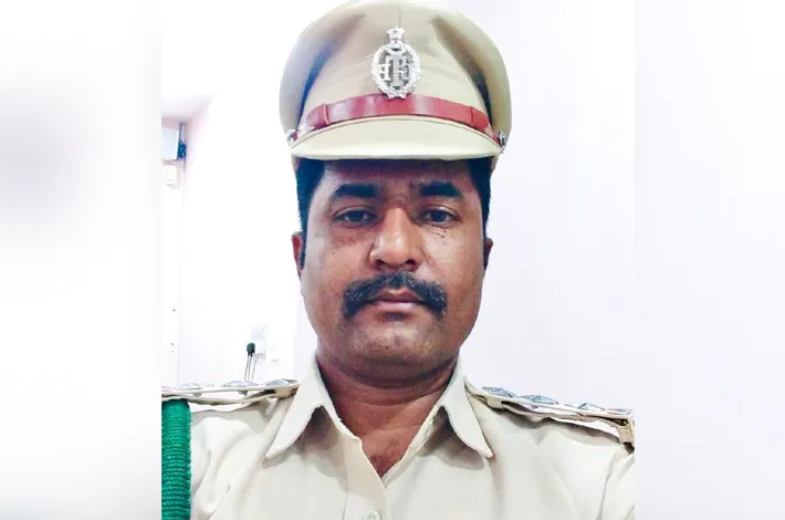 ప్రమాదవశాత్తు తుపాకీ పేలి రిజర్వ్ ఇన్‌స్పెక్టర్ మృతి