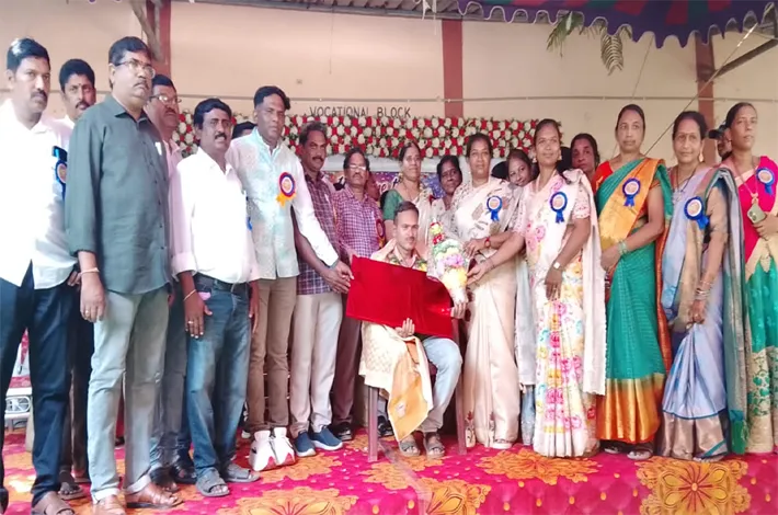పదోన్నతి పొందిన అధ్యాపకునికి సన్మానం
