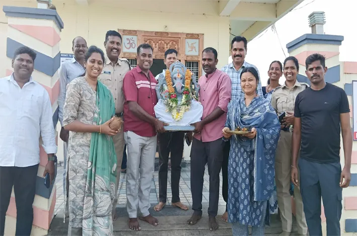 వినాయక నిమజ్జనం