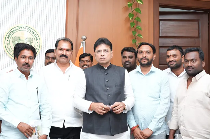 రాజాపూర్ సమస్య పరిష్కారమయ్యే వరకు అవార్డు ఎంక్వైరీ వద్దు