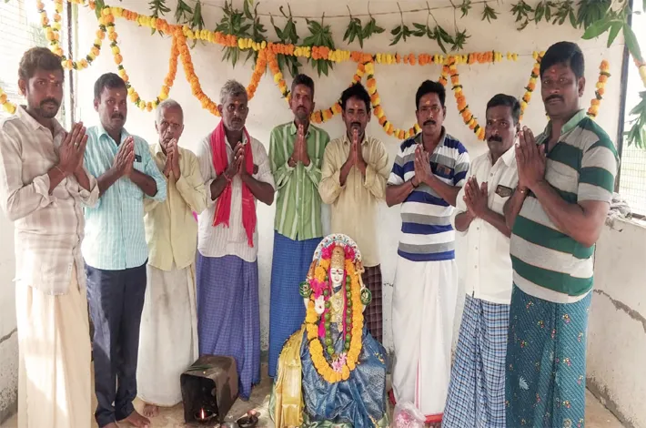 ఎల్లమ్మ తల్లికి గౌడ సంఘం ఆధ్వర్యంలో ప్రత్యేక పూజలు 