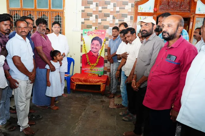రామగిరి లో పలు కుటుంబాలకు మంత్రి శ్రీధర్ బాబు పరామర్శ