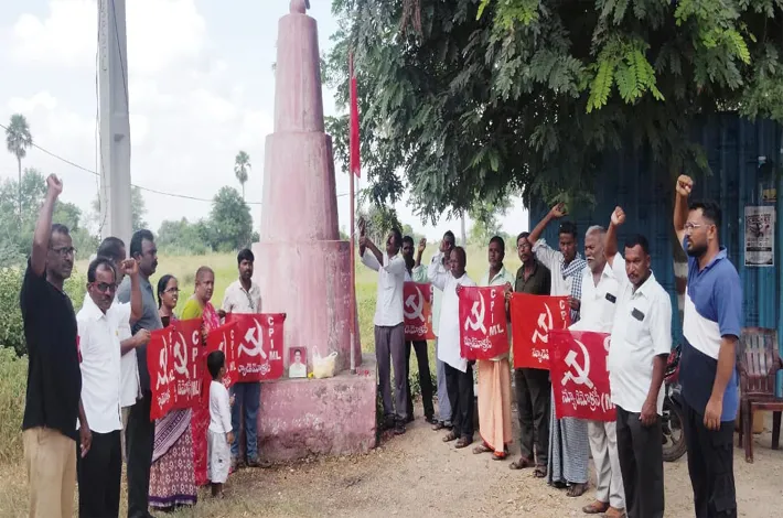 పార్టీకి అండగా నిలిచిన డ్యాగల అంజయ్య
