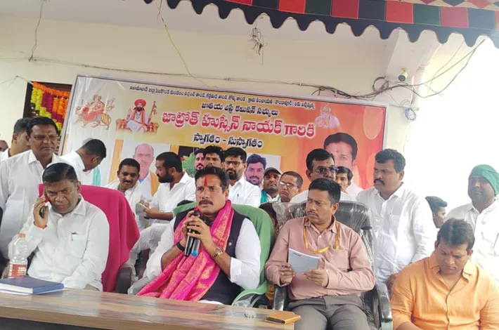 హిందూ సంప్రదాయాలను గౌరవించే హక్కు ప్రతీ ఒక్కరికీ ఉంది