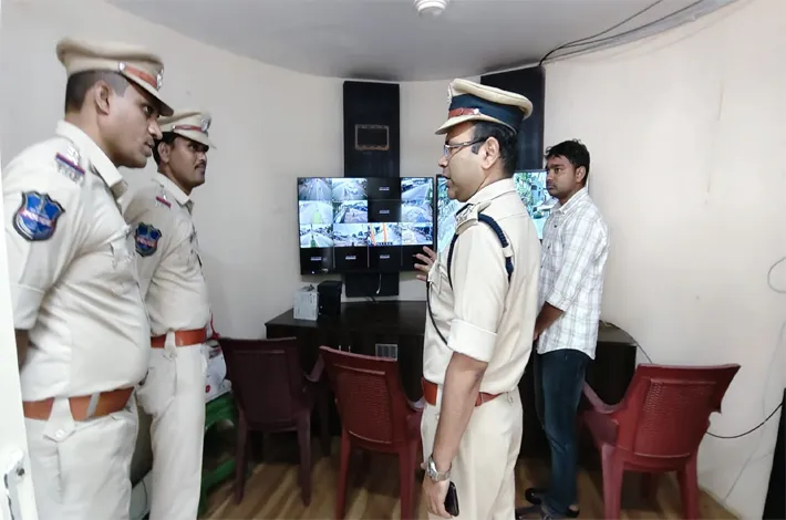 నాణ్యమైన సేవలు అందించాలి