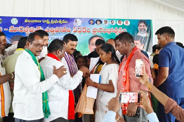 మారెళ్లపాడు ఎత్తిపోతల పథకం ప్రారంభం