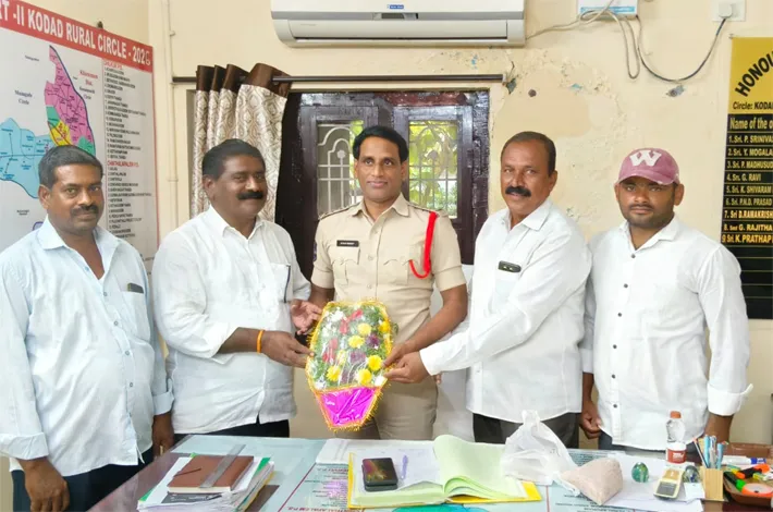 కోదాడ రూరల్ సీఐ రామకృష్ణారెడ్డికి శుభాకాంక్షలు