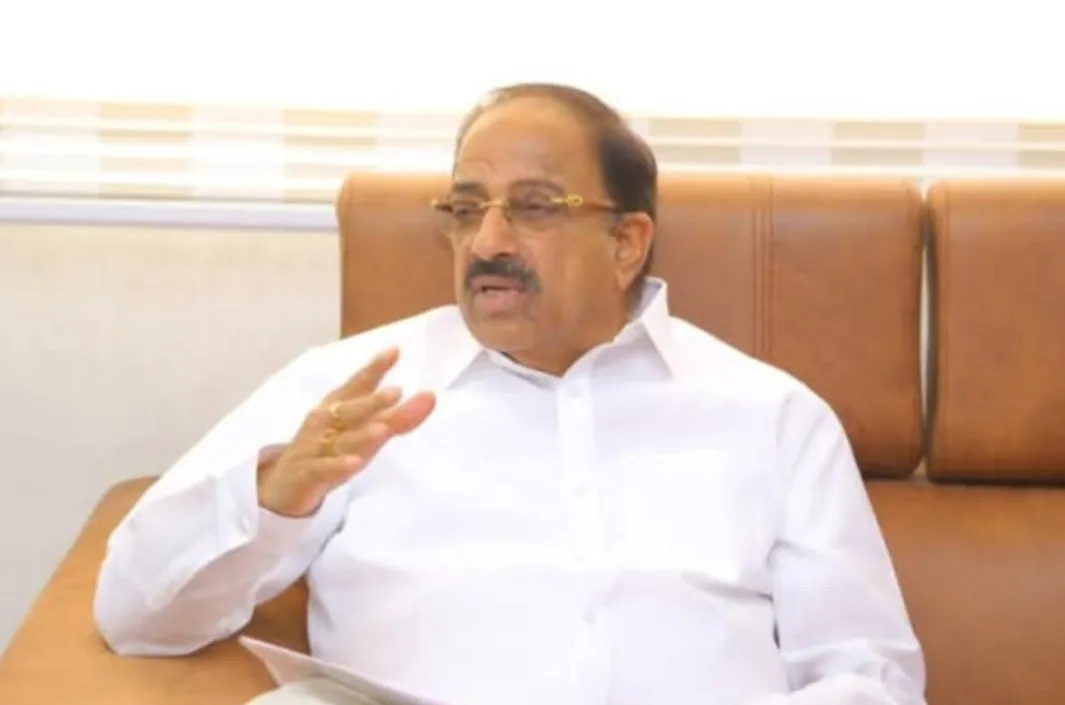 కలెక్టర్లు అప్రమత్తంగా ఉండాలి: మంత్రి తుమ్మల