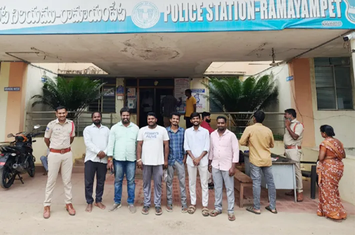 ముట్టడికి ముందే అరెస్టులు
