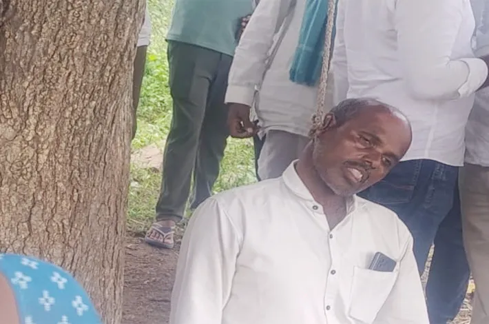 ఉరి వేసుకుని ఒకరి ఆత్మహత్య