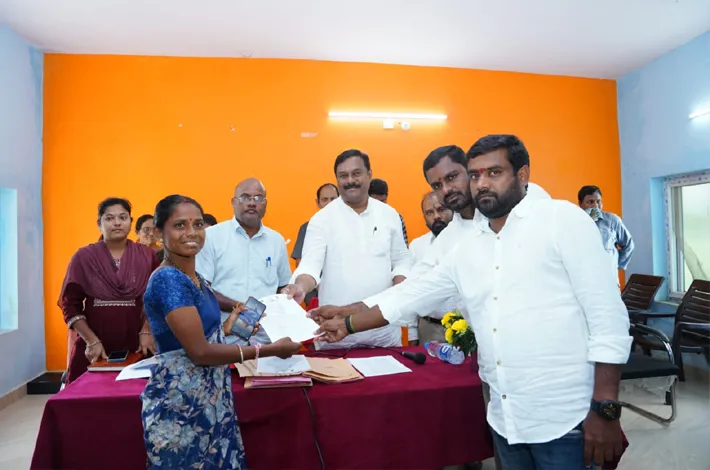నిరుపేదలందరికీ ఇందిరమ్మ ఇల్లు 