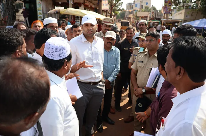 రోడ్డు ప్రమాదాల నివారణకు పటిష్ట చర్యలు చేపట్టాలి