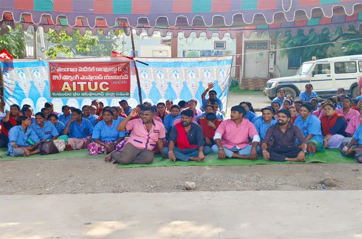 కార్మికుల సమస్యలు పరిష్కరించాలి