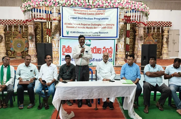 షెడ్యూల్డ్ కులాల రైతులకు వ్యవసాయ పనిముట్ల పంపిణీ
