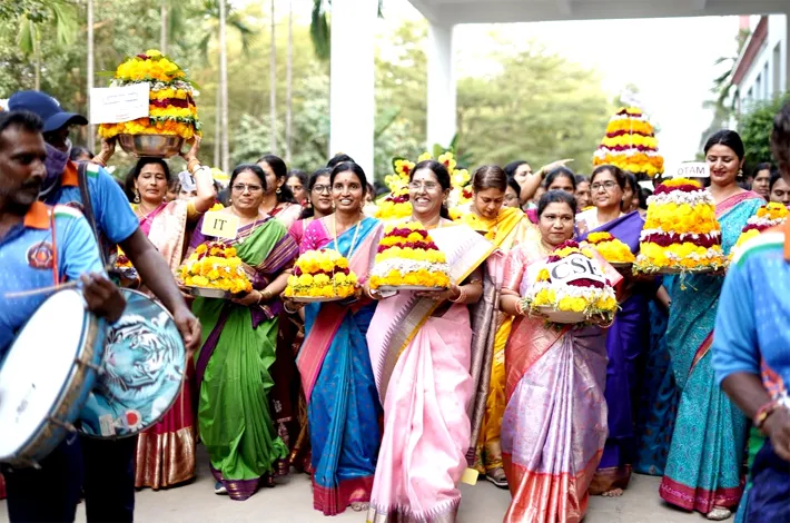 అనురాగ్ లో బతుకమ్మ పండుగ వేడుకలు