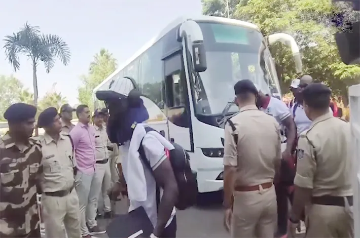 హైదరాబాద్‌కు భారత్, వెస్టిండీస్ జట్లు