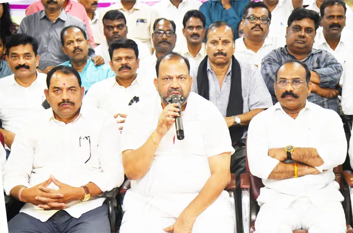 నేటి చలో హైదరాబాద్ వాయిదా
