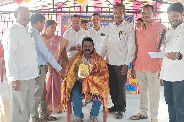 ఘనంగా ప్రపంచ ఉపాధ్యాయ దినోత్సవం 