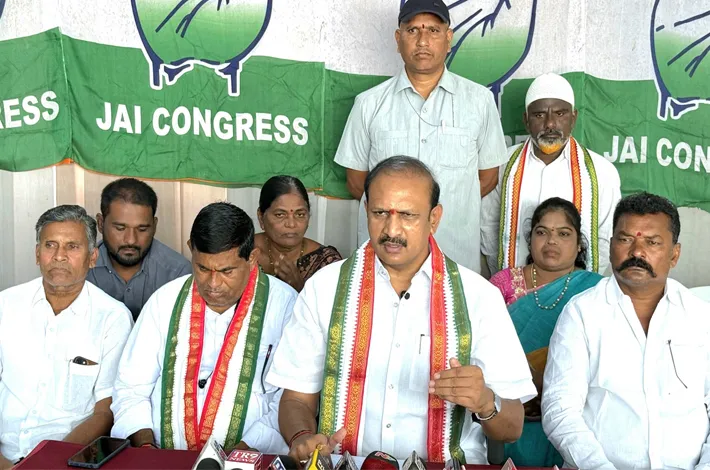 బీఆర్‌ఎస్, బీజేపీ చీకటి ఒప్పందం  