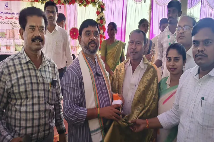 ఆయిల్‌పామ్ సాగు.. ఆదాయానికి బాట