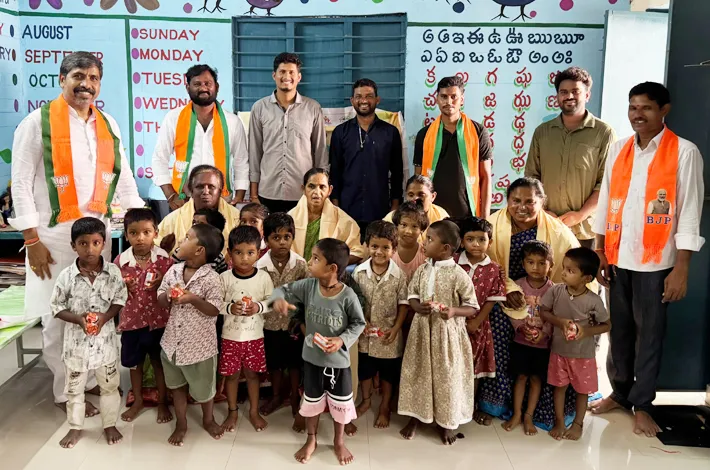 అంగన్‌వాడీ, ఆశా వర్కర్ల సేవలకు ఘన సత్కారం