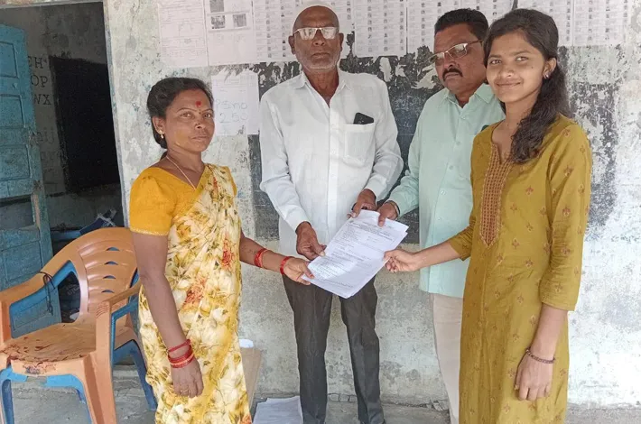 18 సంవత్సరాలు నిండిన ప్రతి ఒక్కరు ఓటరుగా నమోదు చేసుకోండి