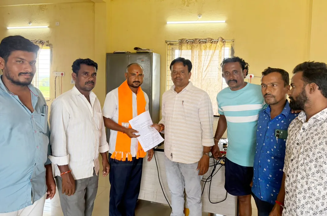 తెలంగాణ విమోచన దినోత్సవంగా అధికారికంగా నిర్వహించాలి