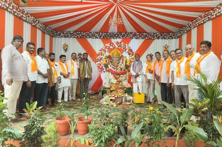 రామచంద్రాపురంలో భక్తులకు అన్నదానo ఏర్పాటు