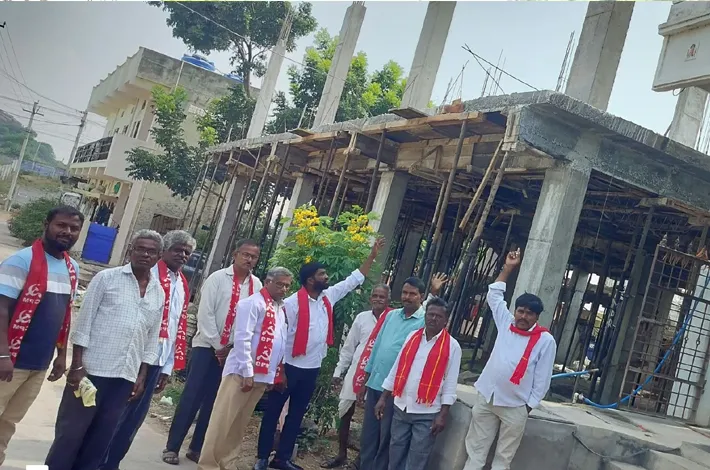 అక్రమ నిర్మాణాలను అరికట్టాలి
