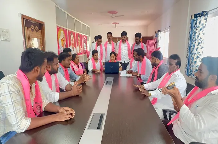 పట్టభద్రుల ఎమ్మెల్సీ ఓటు కోసం నమోదు చేసుకోండి