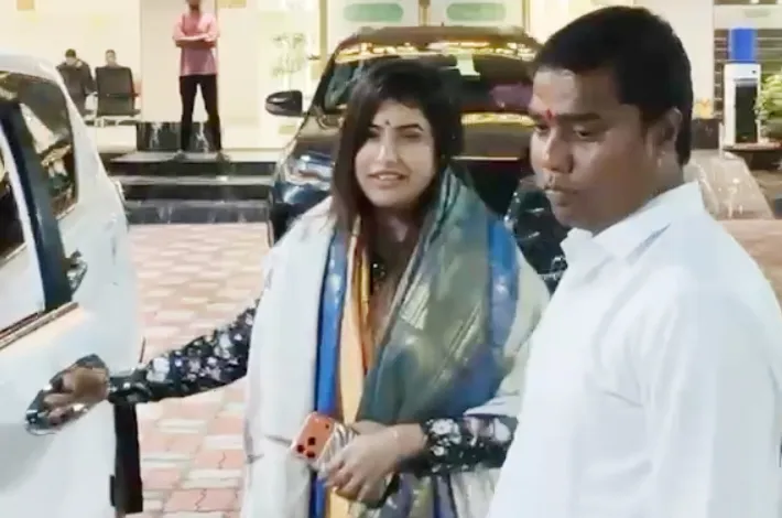 రోషిని కుషాల్ జైస్వాల్‌కు ఘన స్వాగతం..