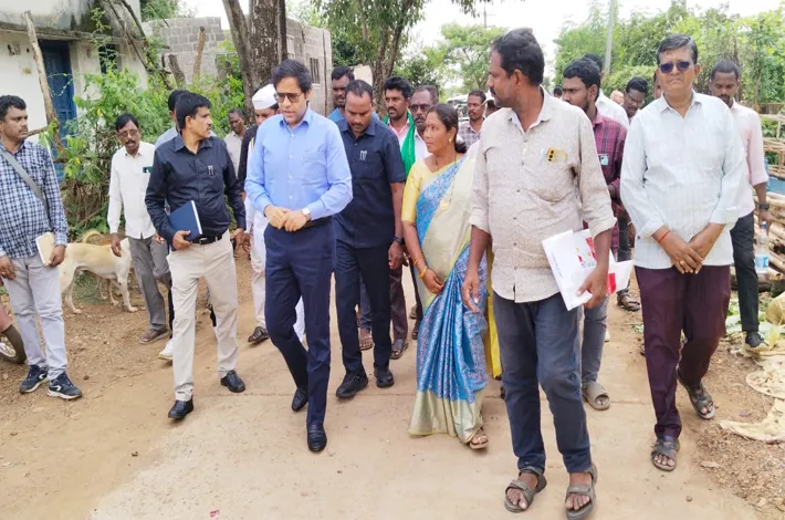 మామిడిగుండాలలో సీలింగ్ భూముల రీ-సర్వే
