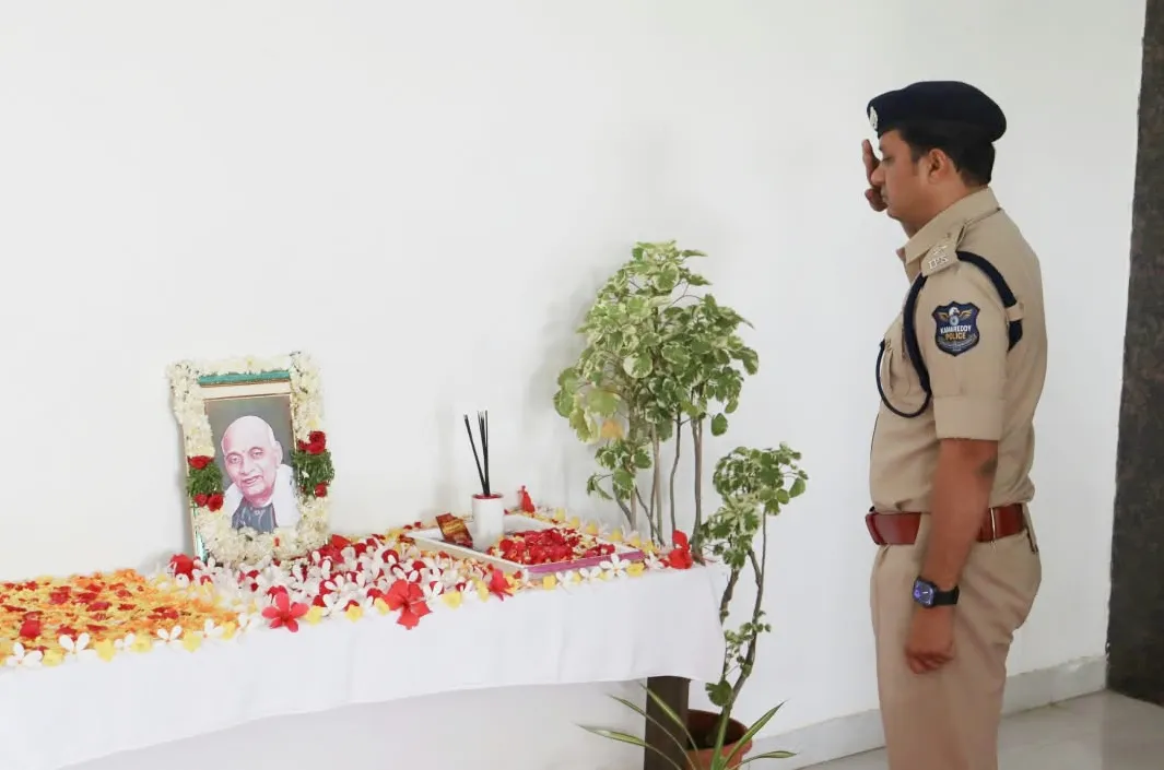 సర్దార్ వల్లభాయ్ పటేల్ ఆశయాలను కొనసాగించాలి