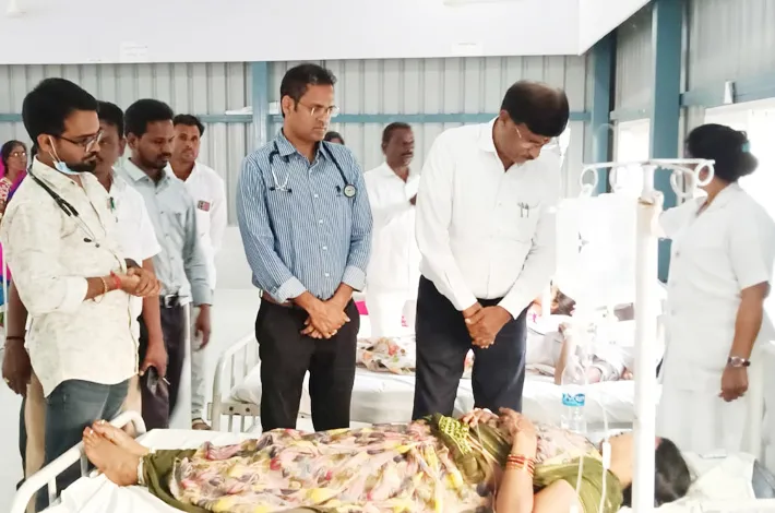 ఫుడ్ పాయిజన్ తో పలువురికి అస్వస్థత