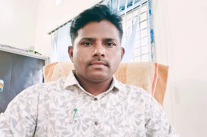 కూలీల వలసకు చెక్: ఎంపీడీవో 