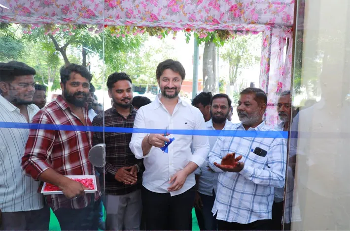 వ్యాపార రంగంలో రాణించాలి