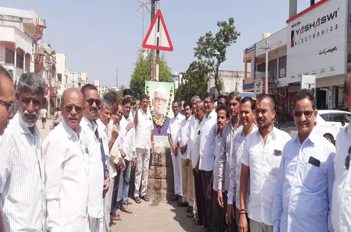 ఘనంగా కొండా లక్ష్మణ్ బాపూజీ జయంతి